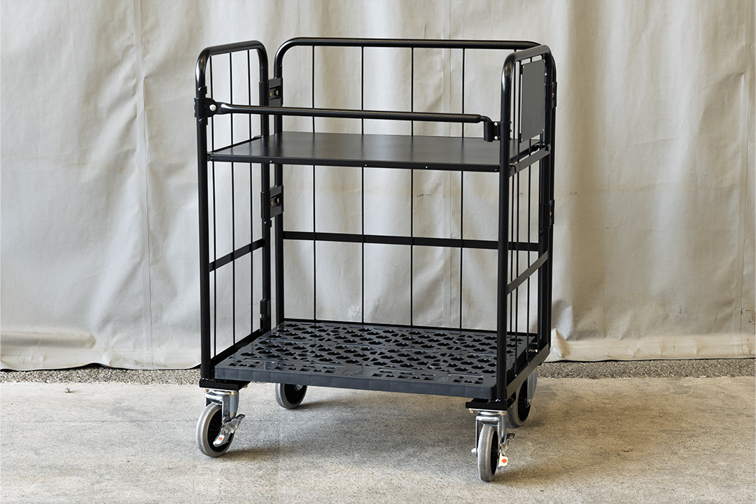 「天使のカゴ台車用中間棚」と併用で幅広く活躍