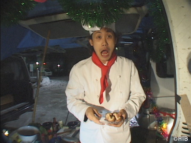 新春恒例!ぶちぬき水曜どうでしょう”今年は豪華バラエティーパックでどうでしょう”「シェフ大泉 車内でクリスマス・パーティー」より、大泉洋(C)HTB
