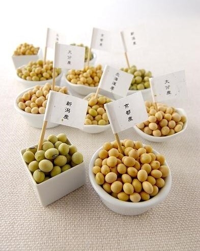 日本各地の契約農家の地大豆(在来種大豆)を100%原料に使用