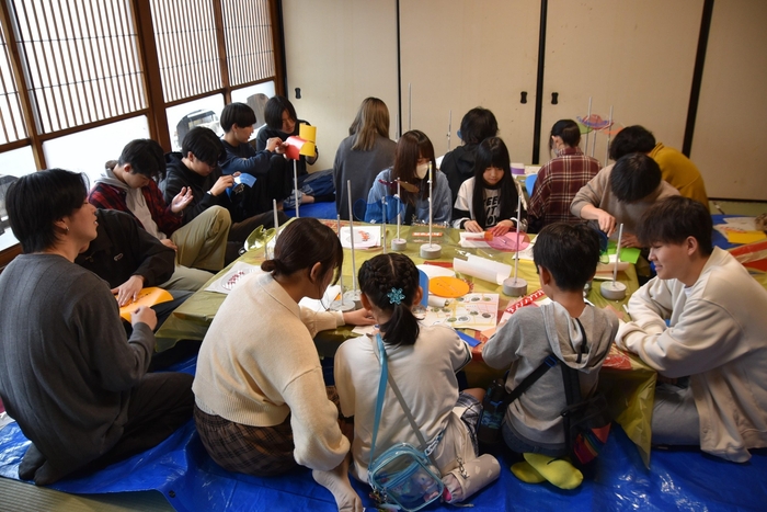 「街かどサロンかめとも」で開催