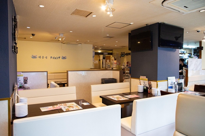 テジョンデ本店　テーブル席
