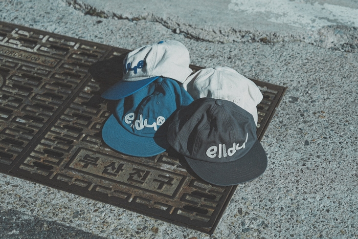 CAViAR PRODUCTSを象徴するイメージカラーの全4色展開