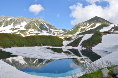 富山県と長野県を結ぶ「立山黒部アルペンルート」で 「雪の大谷フェスティバル2nd STAGE」を5月22日より開催！