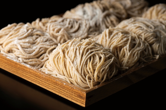 小麦の風味豊かな、特注全粒粉麺