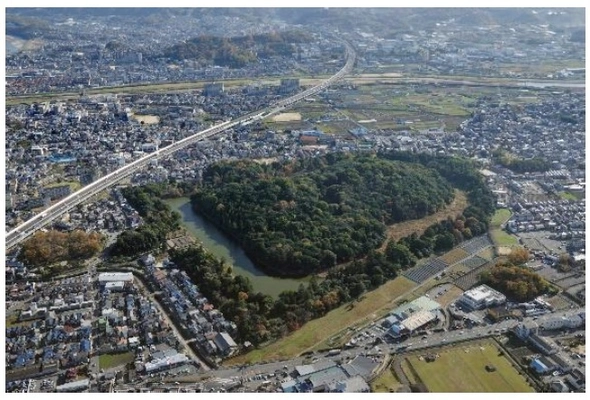 ～百舌鳥・古市古墳群世界遺産登録５周年記念～ 「青の交響曲（シンフォニー）に乗って古市古墳群と沿線グルメを愉しむ旅」を実施！