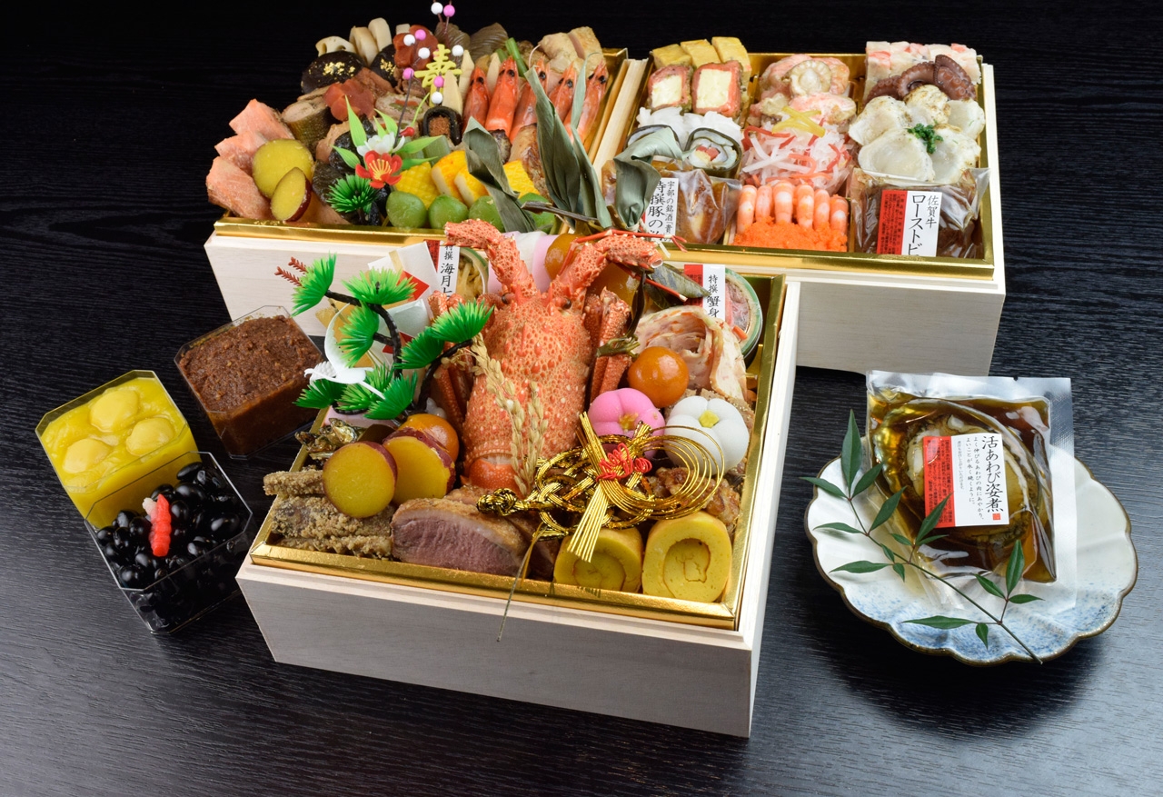 吉祥おせち三段重(4〜5人前)┉┉┉ 33,000円(税込35,640円)