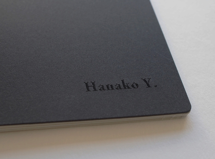 Log book名入れカスタマイズ グロス(ツヤ出し)のサンプル