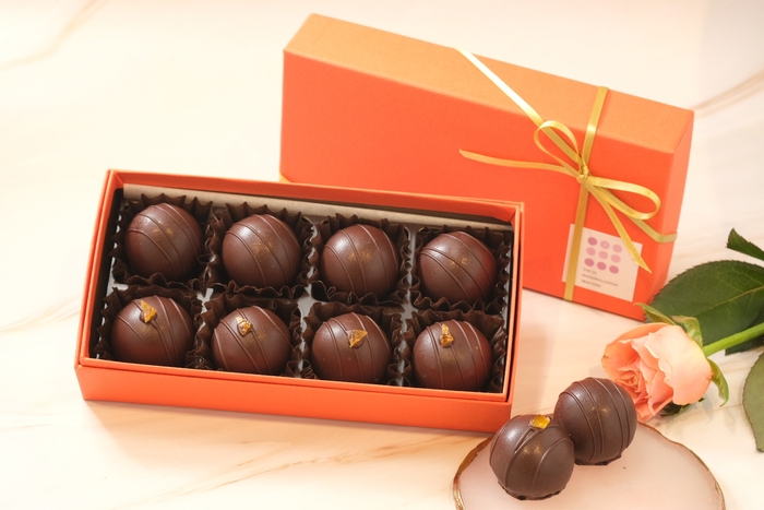 季節のチョコレート オレンジピールとラムレーズン 8個入り