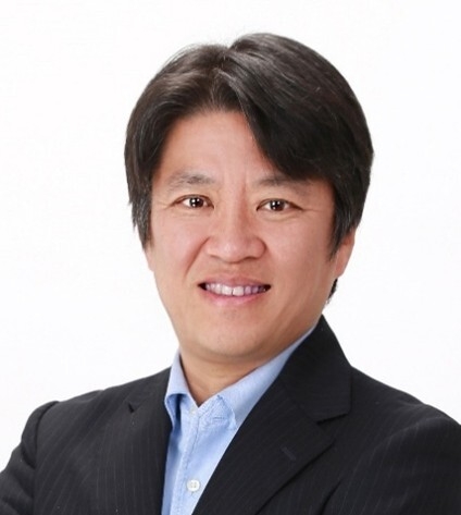 アミフィアブル　取締役　CFO　澤田