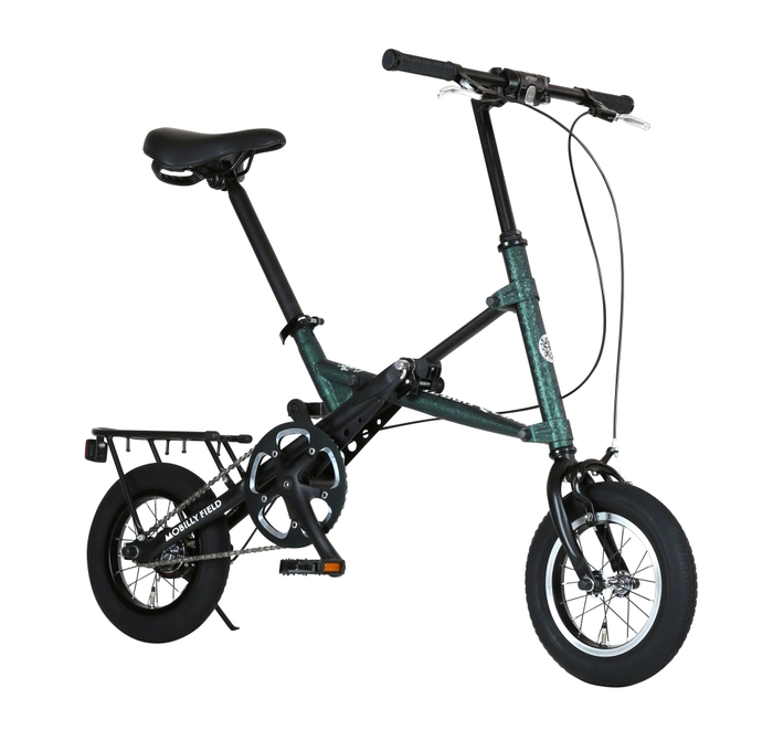 Harry Quinn MOBILLY FIELD_Britsh Green_wide