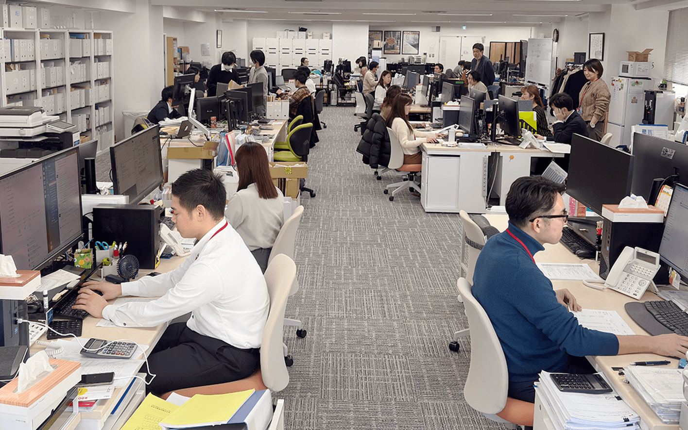 ストラーダグループ オフィスの様子