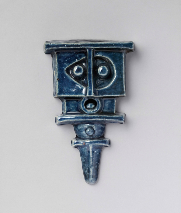 (6)河井寛次郎「呉須陶彫」1960年／昭和35年　京都国立近代美術館蔵