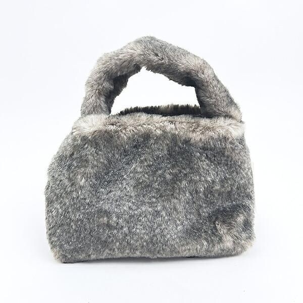 ディズニーのファーバッグ