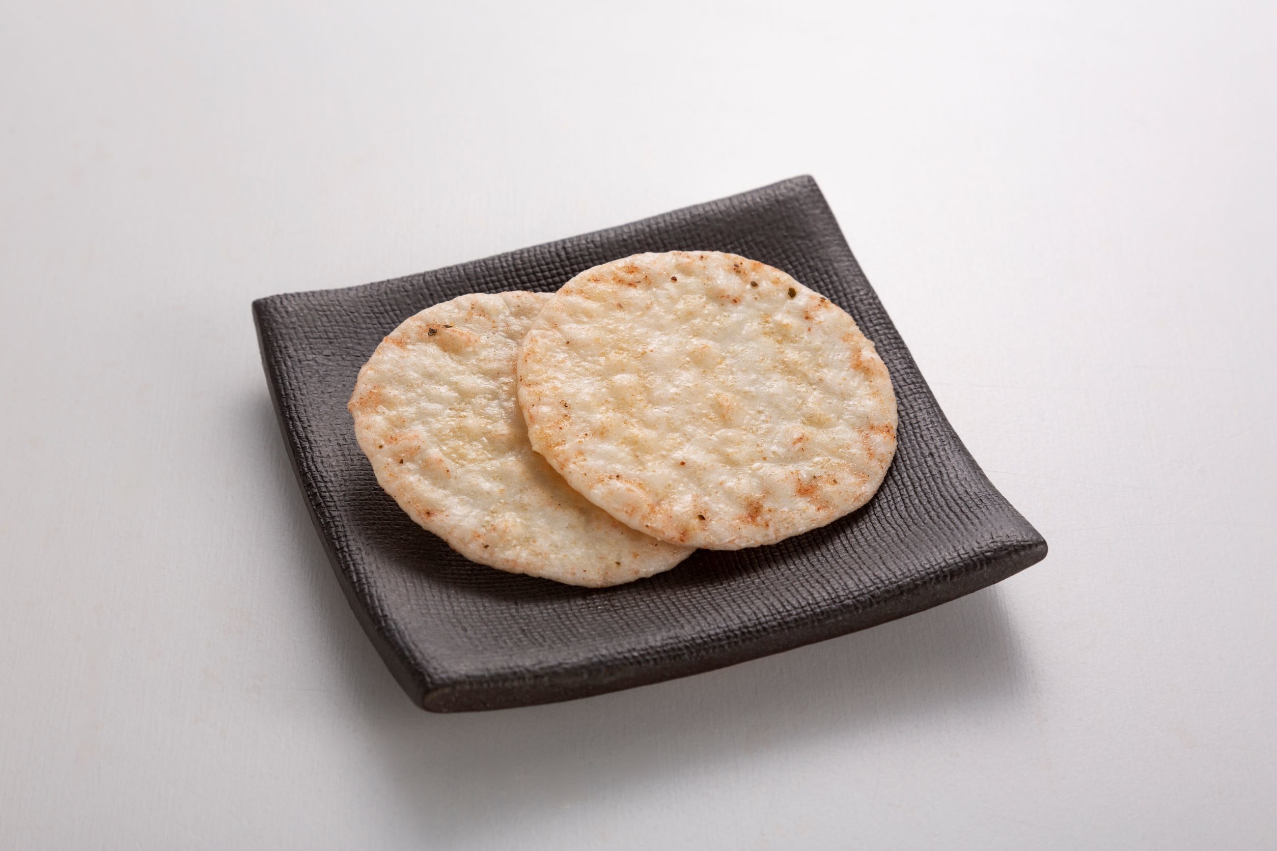 うまみせんべい紅生姜味 皿盛り