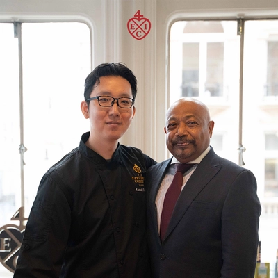 東インド会社の400年ぶりの日本再上陸を記念して、 ティーマスター“ラリース・レナドラ”が来日