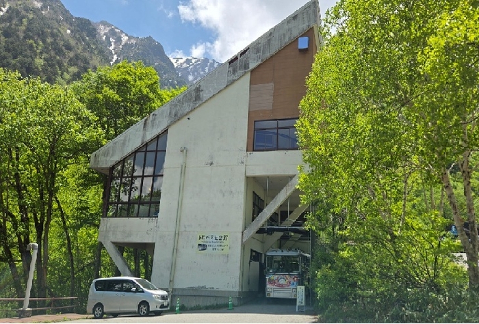 トロバス記念館