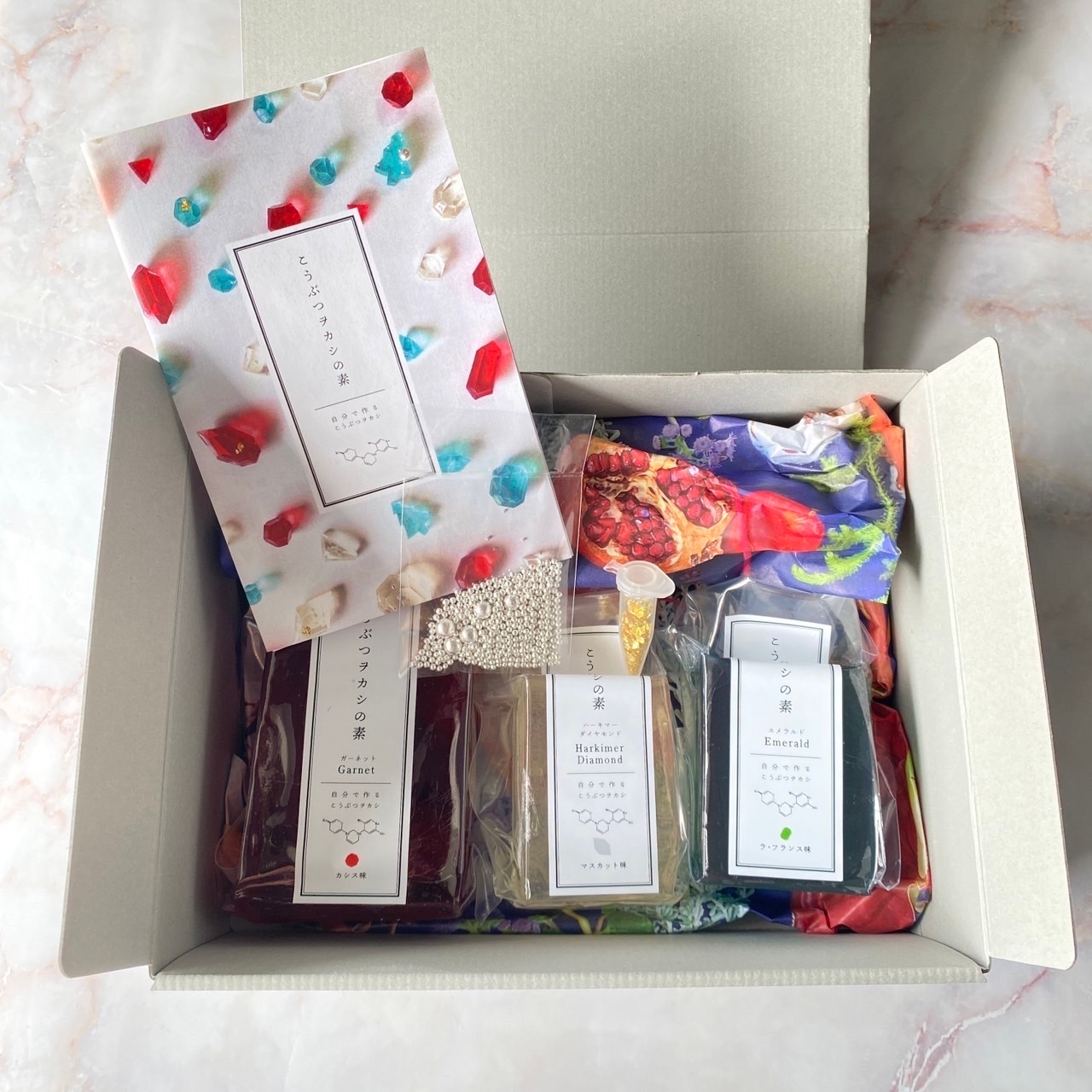 こうぶつヲカシの素 クリスマスの宝石セット