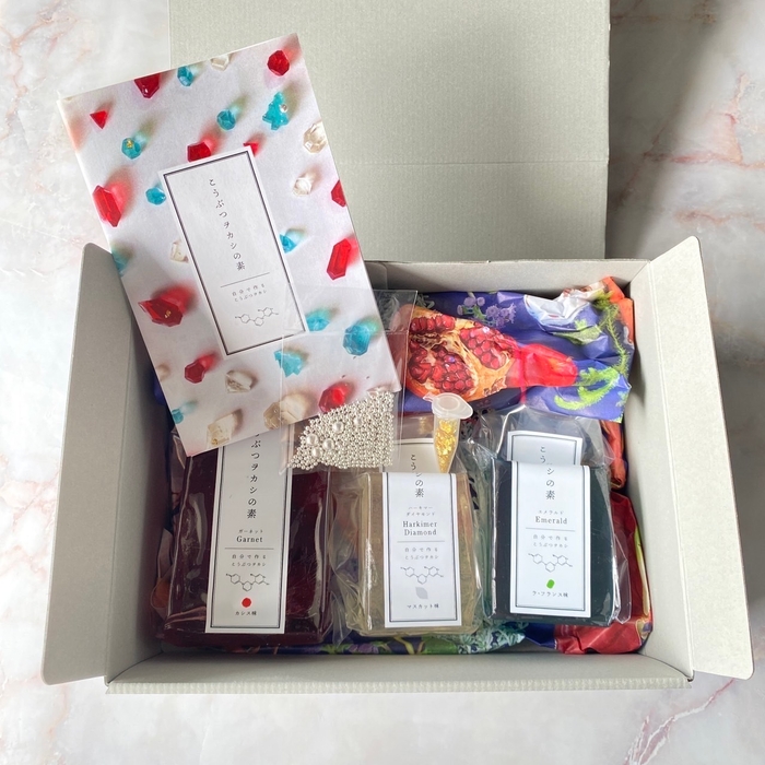 こうぶつヲカシの素 クリスマスの宝石セット