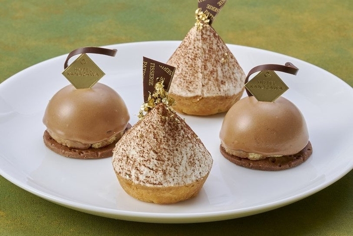 〈上段〉ジャスミン、マスカルポーネと五郎島金時のタルト