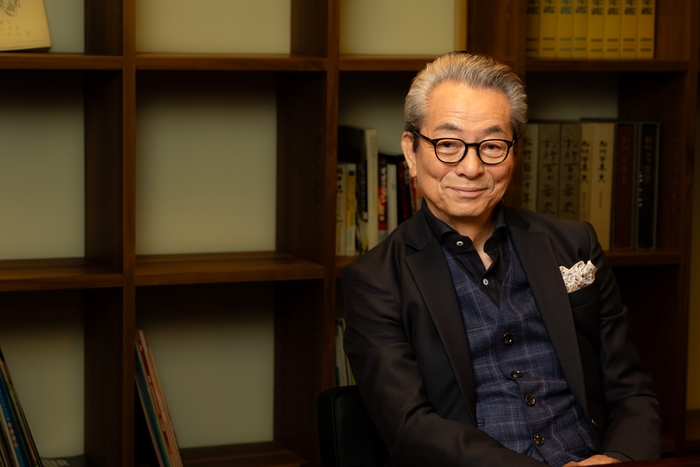 スタイリスト:髙橋正史 ヘアメイク:遠山美和子