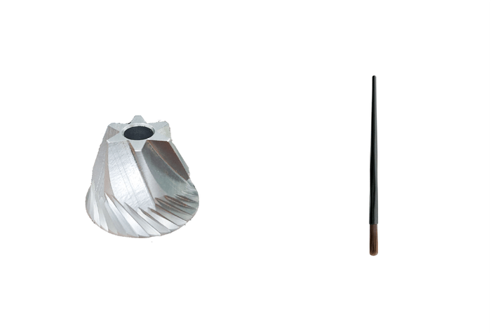 コニカル式ステンレス製ミルとお掃除ブラシ