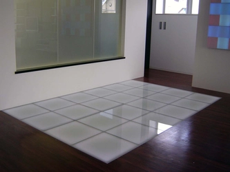 新本店ビルにショールームをオープン