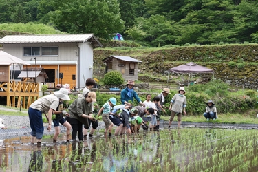 美肌菌が豊富なオーガニック農場で ＜5/24(土)＞田植え体験＆キャンプ宿泊