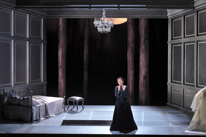 オペラ『ルチア~あるいはある花嫁の悲劇~』(ルチア:森谷真理) 撮影:三枝近志