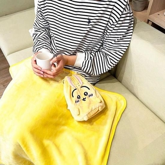 ちいかわのブランケット