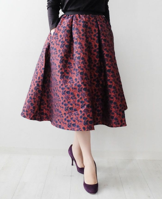 トレコード【30%オフ】神戸・山の手ボタニカルスカート