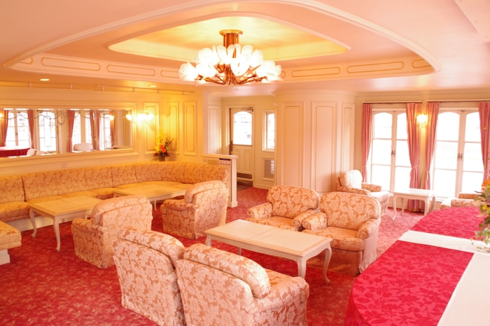 ロイヤルルーム