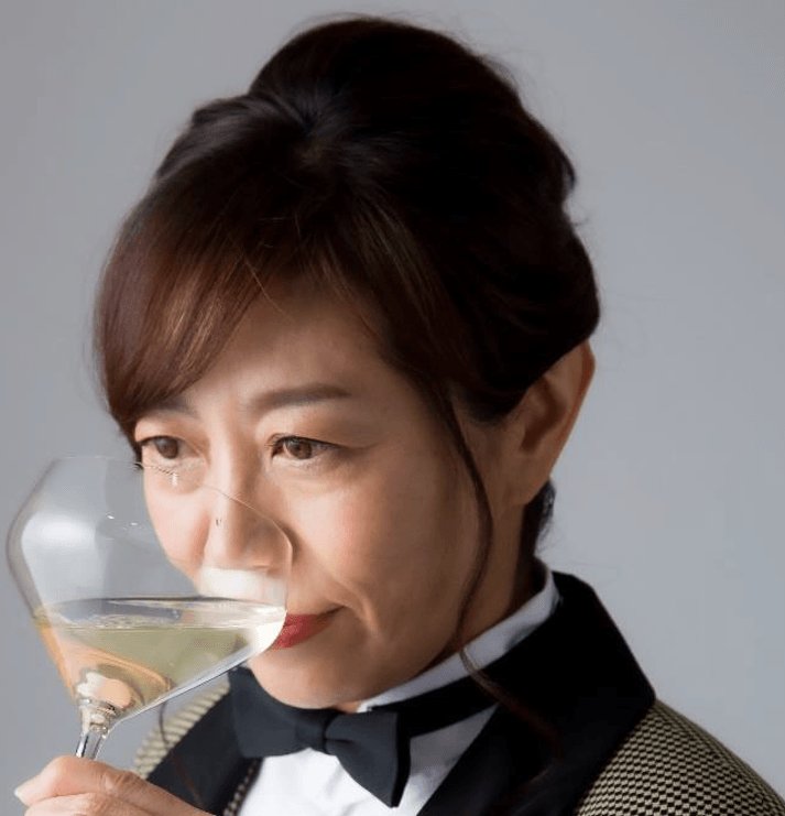 友田 晶子(ともだ・あきこ)