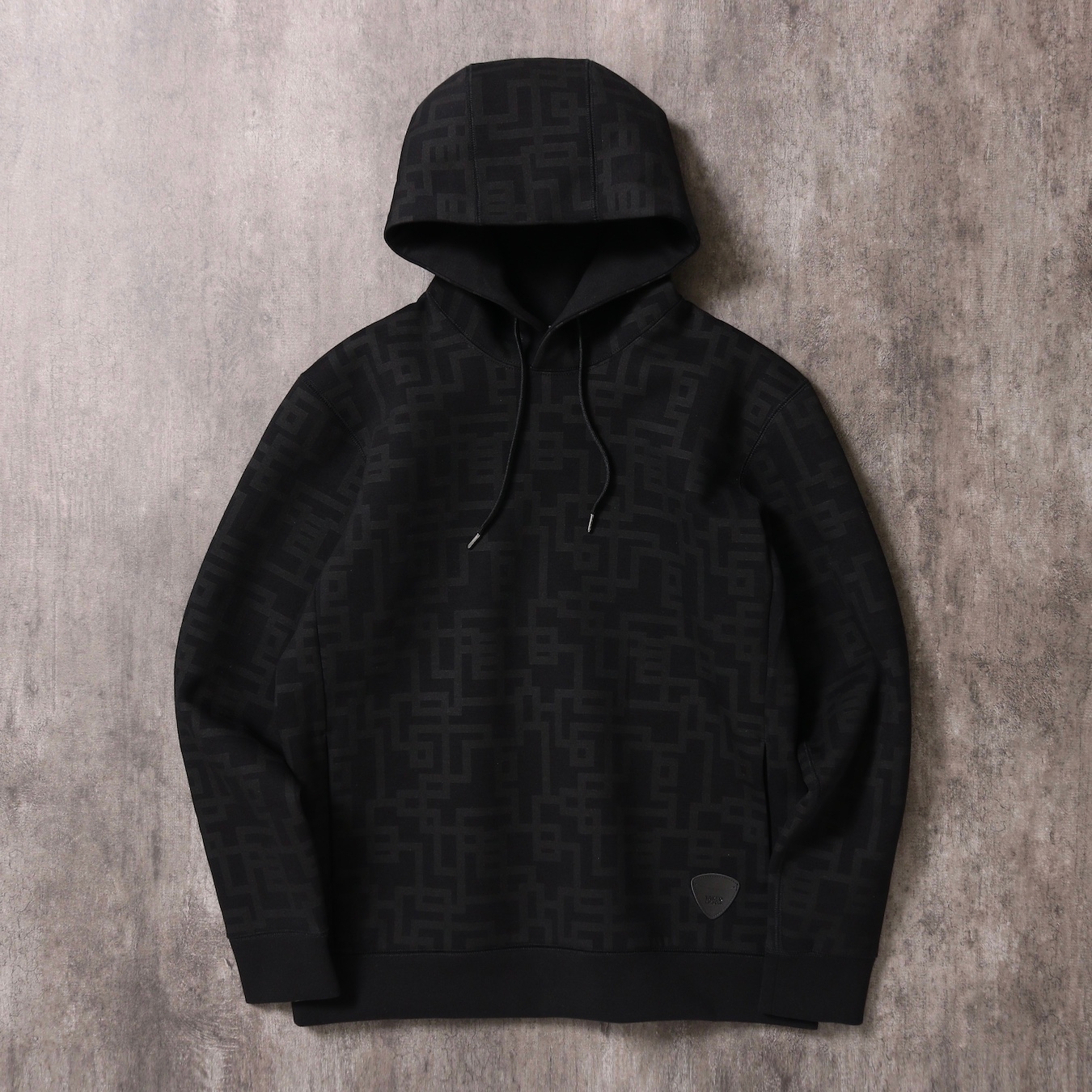 総柄パーカ¥19,800(税込)
