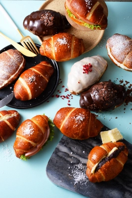 「シロクマベーカリー」が贈るブランド 『焼き立て塩パンとスコーンの店「SiOKUMA BAKERY伏古店」』 9/2(火)オープン、ブランド初のイートインも！