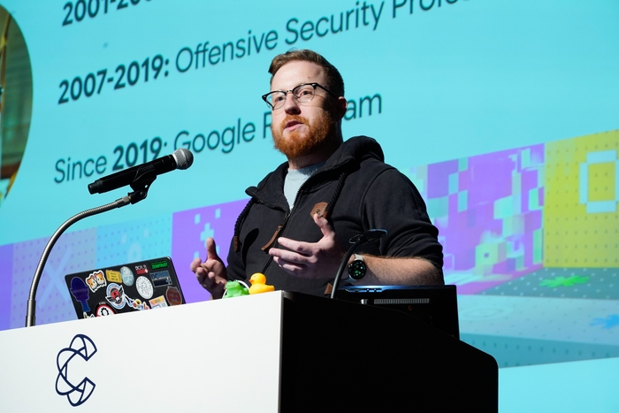 メイントラックでの講演(写真:ステファン・フリードリ氏)