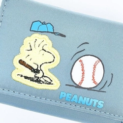 スヌーピーにオラフにジョー・クールも。コンパクトでキュートな三つ折り財布