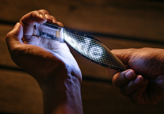 基板が曲がるイメージ2