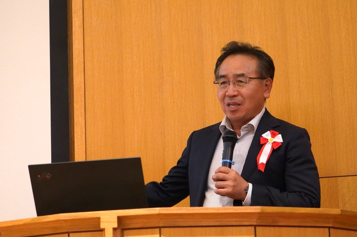 写真左から、西垣戸貴臣氏、冨士原寛氏　　　　　　　　　　　　　　　