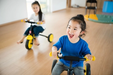 埼玉県朝霞市初　 児童発達支援センター「元気キッズ チルズ」グランドオープン！ オープンに際して、ブランドシンボルマークをリニューアル
