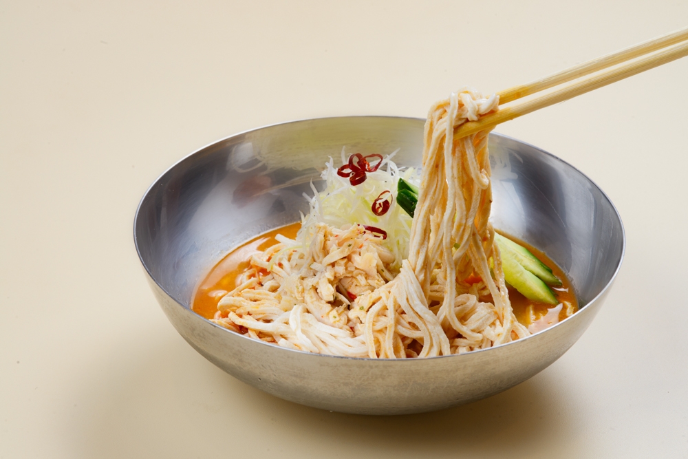 低糖類なのに食べ応え抜群!豆腐麺の冷やし坦々麺 480円(税抜)