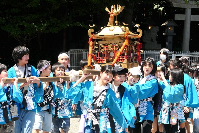 御神輿渡御1