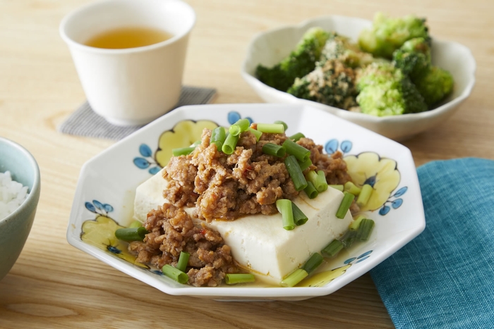 主菜と副菜を小さなフライパンで続けて作る2品献立:「食べたら麻婆豆腐」「ブロッコリーのごまあえ」