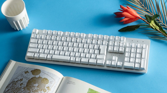 『GRAPHT Designer Keycaps Matte White』使用イメージ