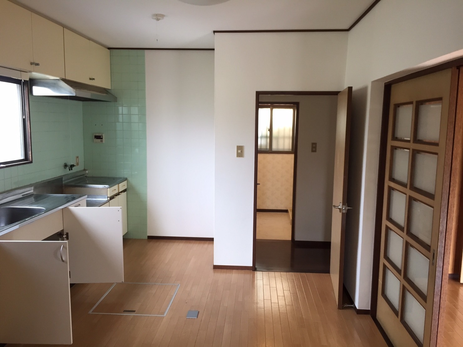 工事前キッチン