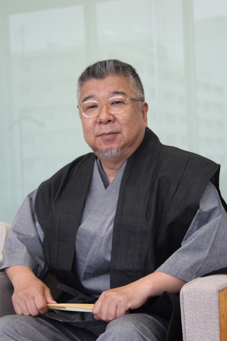 著者の畠山健二氏