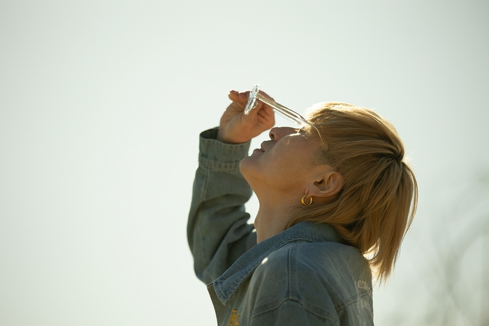 SUPER EIGHT 安田章大 × GROOVER コラボレーションメガネ第二弾発売決定！「青いメガネは僕のカラダ」(3)