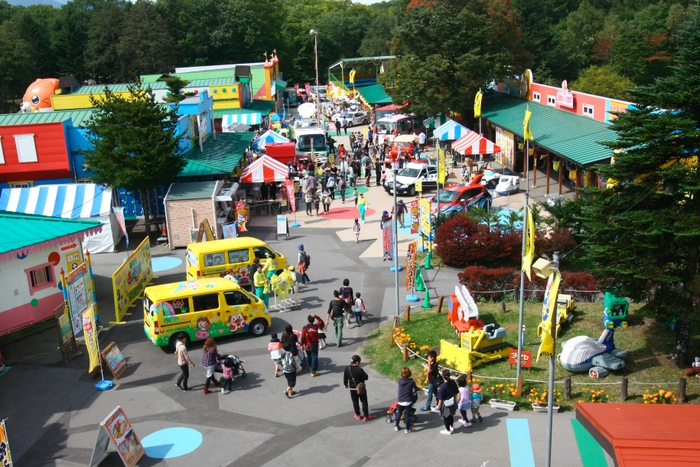 園内に40台以上のはたらくくるまが登場! ※写真は過去の開催風景です。