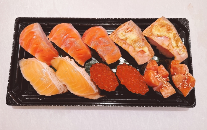 「これでもか!サーモンづくし!」