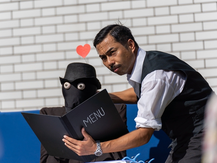 街中にオープンする不思議なレストラン!!「チクリーノ」