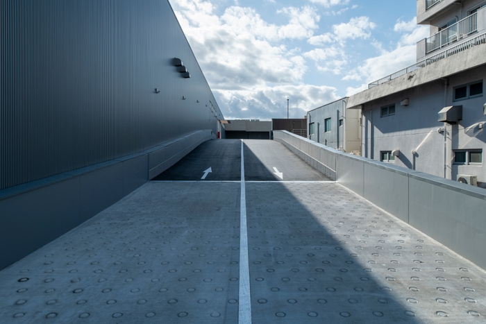 グッデイ大野城店 2階通路